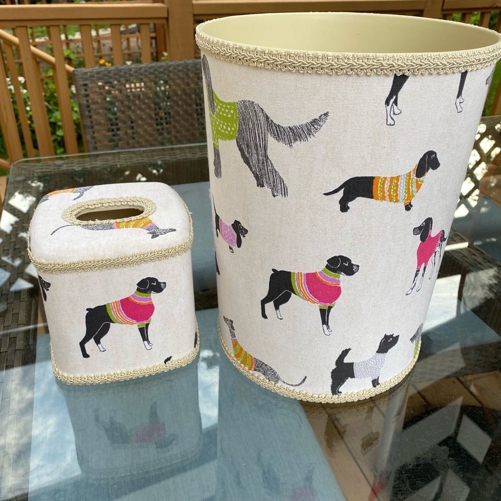 Waste basket and tissue box set